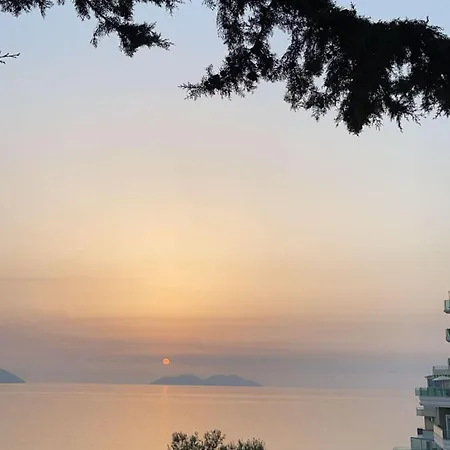 Gaudium فندق Radhimë